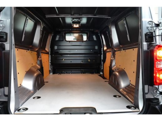 Toyota ProAce 2.0 D-4D 140PK L2 Challenger | Navi | Cruise Controle | Camera | Stoel en stuurverw | Apple Carplay ActivLease financial lease