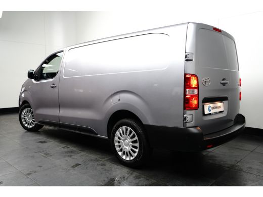Toyota ProAce 2.0 D-4D 140PK L2 Challenger | Navi | Cruise Controle | Camera | Stoel en stuurverw | Apple Carplay ActivLease financial lease