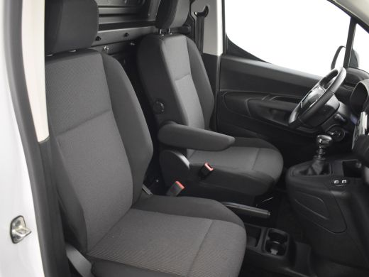 Toyota ProAce L2 Duty 102PK | Airco | Stoelverw. | Cruise | Camera | Navy by App | Airconditioning | Audiobedie... ActivLease financial lease