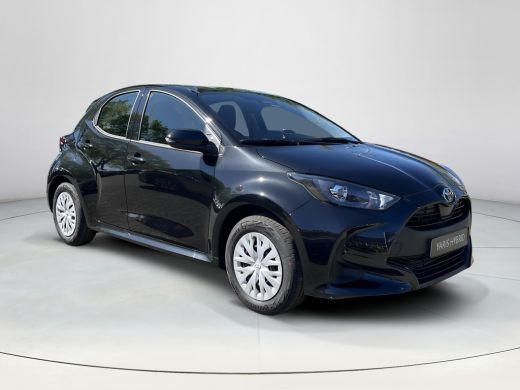 Toyota Yaris 1.5 Hybrid 115 Comfort | Night sky black metallic | Nieuw uit voorraad leverbaar | ActivLease financial lease