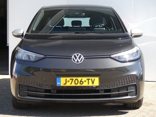 Volkswagen ID.3 First 58 kWh | SOH 88% | ADAPTIVE CRUISE | STUUR+STOELVERWARMING | PARKEERSENSOREN V+A | APPLE CA... ActivLease financial lease