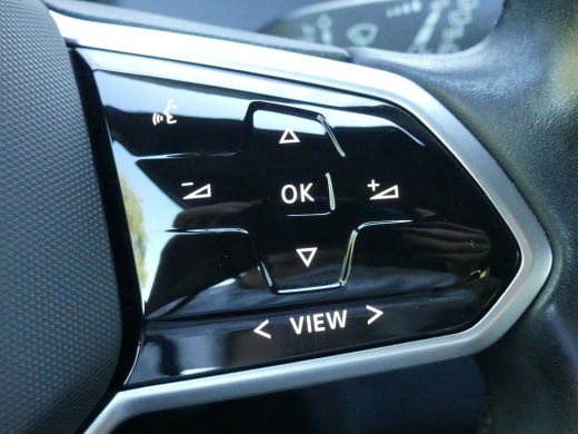 Volkswagen ID.3 First 58 kWh | SOH 88% | ADAPTIVE CRUISE | STUUR+STOELVERWARMING | PARKEERSENSOREN V+A | APPLE CA... ActivLease financial lease