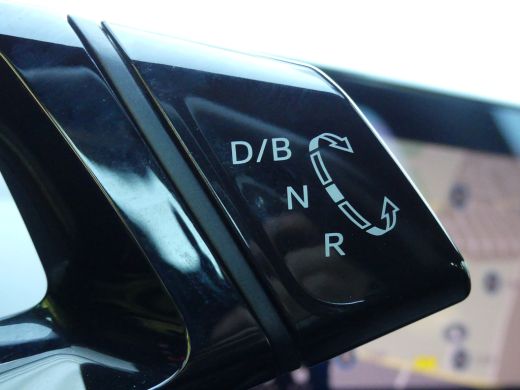 Volkswagen ID.3 First 58 kWh | SOH 88% | ADAPTIVE CRUISE | STUUR+STOELVERWARMING | PARKEERSENSOREN V+A | APPLE CA... ActivLease financial lease