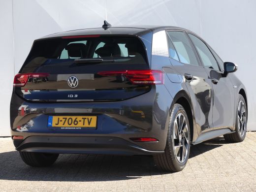 Volkswagen ID.3 First 58 kWh | SOH 88% | ADAPTIVE CRUISE | STUUR+STOELVERWARMING | PARKEERSENSOREN V+A | APPLE CA... ActivLease financial lease