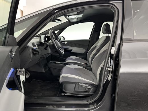 Volkswagen ID.3 First Plus 58 kWh [ 3-Fase ] (INCL.BTW) Aut. *FULL-LED | HEATED-COMFORTSEATS | CAMERA | DIGI-COCK... ActivLease financial lease