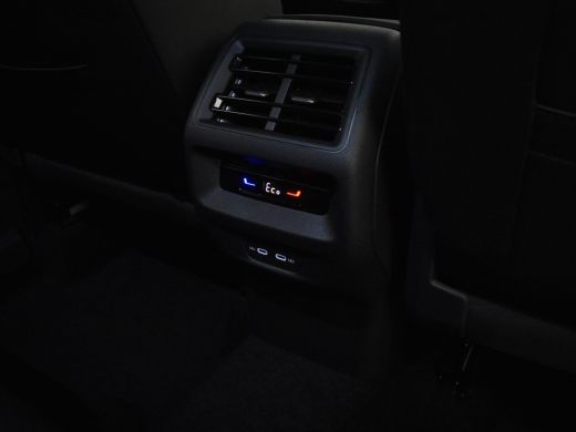Volkswagen Tiguan Life Edition - eHybrid | 'App-Connect' draadloze smartphone integratie | Automatische afstandsreg... ActivLease financial lease