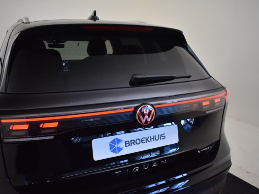 Volkswagen Tiguan Life Edition - eHybrid | 'App-Connect' draadloze smartphone integratie | Automatische afstandsreg... ActivLease financial lease