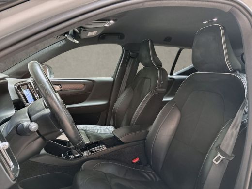 Volvo  XC40 1.5 T4 Recharge R-Design Expression 211Pk Automaat (APPLE CARPLAY, LEDER/ALCANTARA, CAMERA, GETIN... ActivLease financial lease