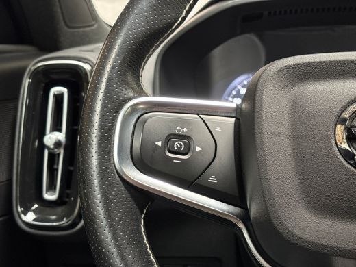 Volvo  XC40 1.5 T4 Recharge R-Design Expression 211Pk Automaat (APPLE CARPLAY, LEDER/ALCANTARA, CAMERA, GETIN... ActivLease financial lease