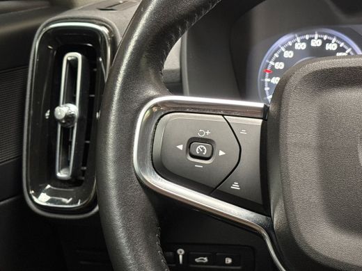 Volvo  XC40 1.5 T5 Recharge Inscription 252Pk Automaat (APPLE CARPLAY, GROOT NAVI, TREKHAAK, GETINT GLAS, SPO... ActivLease financial lease