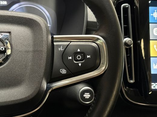 Volvo  XC40 1.5 T5 Recharge Inscription 252Pk Automaat (APPLE CARPLAY, GROOT NAVI, TREKHAAK, GETINT GLAS, SPO... ActivLease financial lease