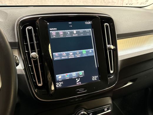 Volvo  XC40 1.5 T5 Recharge Inscription 252Pk Automaat (APPLE CARPLAY, GROOT NAVI, TREKHAAK, GETINT GLAS, SPO... ActivLease financial lease