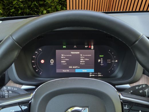 Volvo  XC60 2.0 T6 Plug-in hybrid AWD Ultimate Dark | Luchtvering | Trekhaak | 360 Cam | Stoelventilatie | Pa... ActivLease financial lease