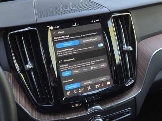 Volvo  XC60 2.0 T6 Plug-in hybrid AWD Ultimate Dark | Luchtvering | Trekhaak | 360 Cam | Stoelventilatie | Pa... ActivLease financial lease