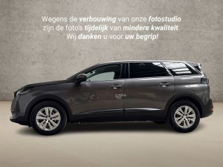 Peugeot 5008 1.2 PureTech Sport 7 Persoons (APPLE CARPLAY, GROOT NAVI, LEDER, 360 CAMERA, KEYLESS, SPORTSTOELE...