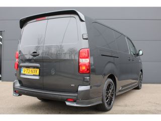 Peugeot e-Expert EV L3 75 kWh | STX special edition | Lederen bekleding | Navigatie | Lichtmetaal | 3-Zits | Spoil...