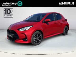Toyota Yaris 1.5 Hybrid 115 Dynamic | Emotional red parelmoer | Nieuw uit voorraad leverbaar |
