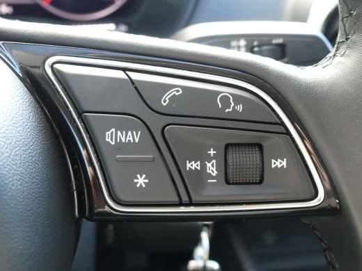 Audi Q2 30 TFSI Advanced edition | CAMERA | PARKEERSENSOREN V+A | NAVI | APPLE CARPLAY / ANDRIOD AUTO | L... ActivLease financial lease