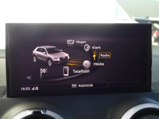 Audi Q2 30 TFSI Advanced edition | CAMERA | PARKEERSENSOREN V+A | NAVI | APPLE CARPLAY / ANDRIOD AUTO | L... ActivLease financial lease