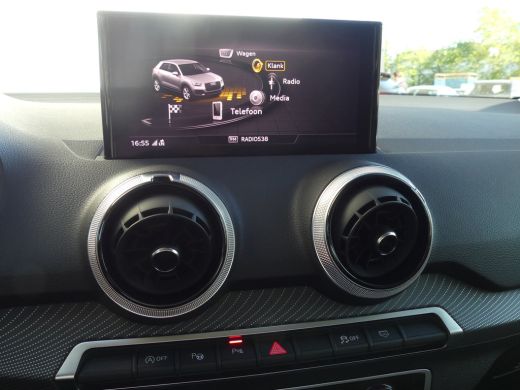 Audi Q2 30 TFSI Advanced edition | CAMERA | PARKEERSENSOREN V+A | NAVI | APPLE CARPLAY / ANDRIOD AUTO | L... ActivLease financial lease