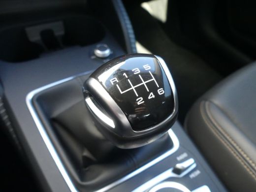 Audi Q2 30 TFSI Advanced edition | CAMERA | PARKEERSENSOREN V+A | NAVI | APPLE CARPLAY / ANDRIOD AUTO | L... ActivLease financial lease