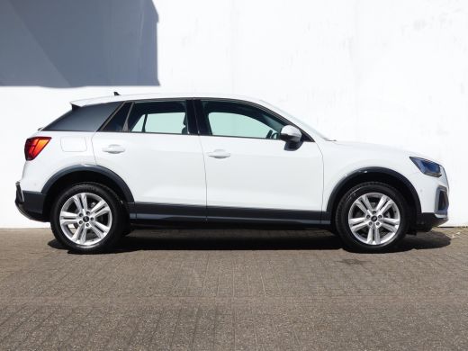 Audi Q2 30 TFSI Advanced edition | CAMERA | PARKEERSENSOREN V+A | NAVI | APPLE CARPLAY / ANDRIOD AUTO | L... ActivLease financial lease