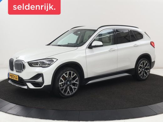 BMW X1 sDrive20i Business Edition Plus | Leder | Head-Up | Trekhaak | Stoelverwarming | Carplay | Sfeerv...