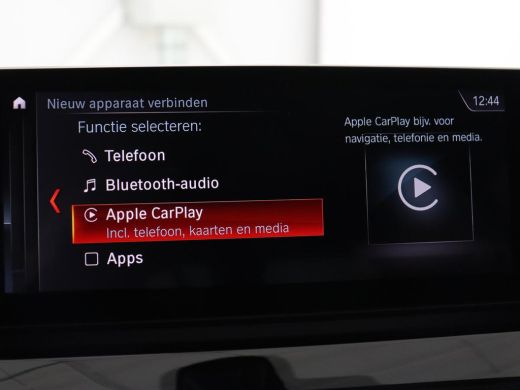 BMW X1 sDrive20i Business Edition Plus | Leder | Head-Up | Trekhaak | Stoelverwarming | Carplay | Sfeerv... ActivLease financial lease