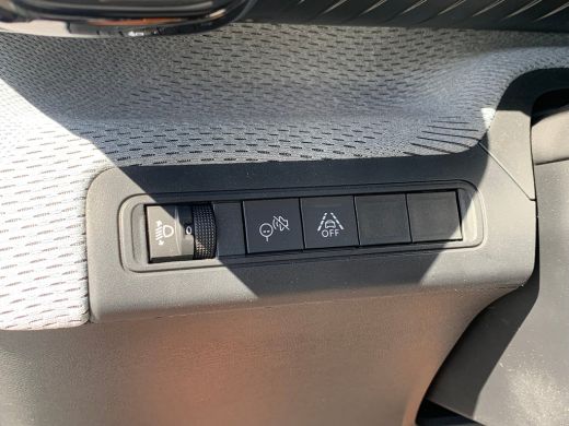 Citroën &euml;-C3 Aircross Max 113pk 44 kWh Airco | AppleCarplay/ Android Auto | Camera | Cruise Control | DAB | LED | Navi | ActivLease financial lease