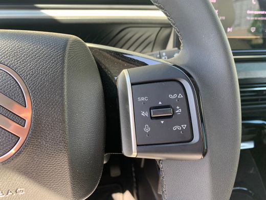Citroën &euml;-C3 Aircross Max 113pk 44 kWh Airco | AppleCarplay/ Android Auto | Camera | Cruise Control | DAB | LED | Navi | ActivLease financial lease