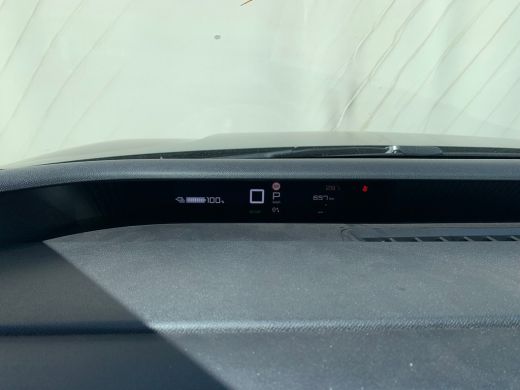 Citroën &euml;-C3 Aircross Max 113pk 44 kWh Airco | AppleCarplay/ Android Auto | Camera | Cruise Control | DAB | LED | Navi | ActivLease financial lease