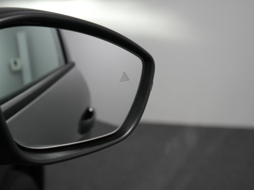 Citroën &euml;-C3 Aircross Max | Achteruitrijcamera | Boordlader 11kW - 3 fasen | Extra getinte achterste zijruiten en achte... ActivLease financial lease