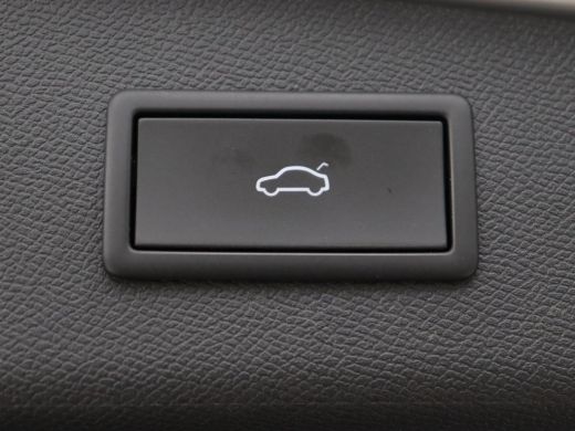 CUPRA Leon 1.4 eHybrid VZ | SOH 90,7% | 245pk | Stoelverwarming | Adaptive cruise | Camera | Carplay | Navig... ActivLease financial lease