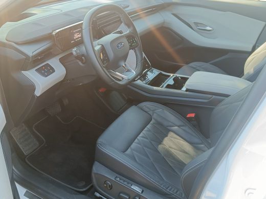 Ford Explorer Premium Extended Range RWD 77 kWh | Driver Assistance Pack | Panoramadak | ActivLease financial lease