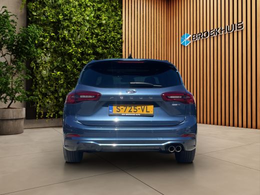Ford Focus 1.0 EcoBoost Hybrid ST Line X | Trekhaak | Camera | B&O audio | Panoramadak | Winter Pack ActivLease financial lease