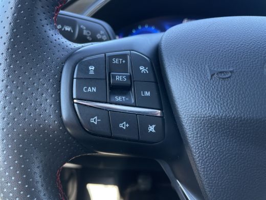 Ford Focus 1.0 EcoBoost Hybrid ST Line X | Trekhaak | Camera | B&O audio | Panoramadak | Winter Pack ActivLease financial lease