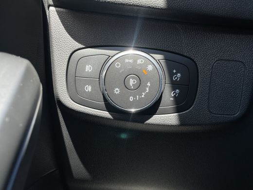 Ford Focus 1.0 EcoBoost Hybrid ST Line X | Trekhaak | Camera | B&O audio | Panoramadak | Winter Pack ActivLease financial lease