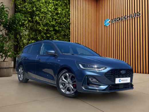 Ford Focus 1.0 EcoBoost Hybrid ST Line X | Trekhaak | Camera | B&O audio | Panoramadak | Winter Pack ActivLease financial lease