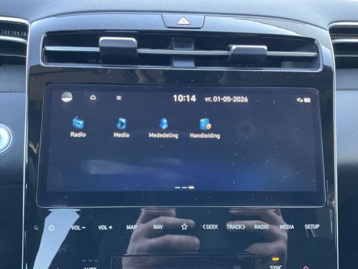 Hyundai Tucson 1.6 T-GDI Automaat HEV Comfort 360&deg; Keyless Carplay Trekhaak ActivLease financial lease