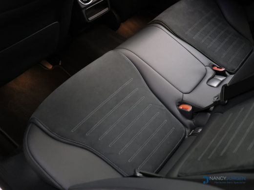 Mercedes-Benz C-Klasse Estate 300e 9G Aut. | Estate | AMG | Night Pakket | Apple Car Play/ Android Auto | Distronic Pro ... ActivLease financial lease
