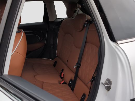 Mini 5-Deurs 1.5 Camden Edition | Panoramadak | Leder | Camera | Cruise Control | Airco (automatisch) | Apple ... ActivLease financial lease
