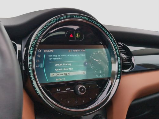 Mini 5-Deurs 1.5 Camden Edition | Panoramadak | Leder | Camera | Cruise Control | Airco (automatisch) | Apple ... ActivLease financial lease