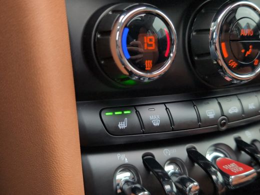 Mini 5-Deurs 1.5 Camden Edition | Panoramadak | Leder | Camera | Cruise Control | Airco (automatisch) | Apple ... ActivLease financial lease