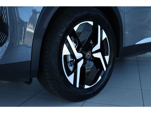Peugeot 2008 1.2 Hybrid 145 Allure | Cruise Control | Sensoren | Navigatie | Carplay | Climate | LMV | LED | ActivLease financial lease