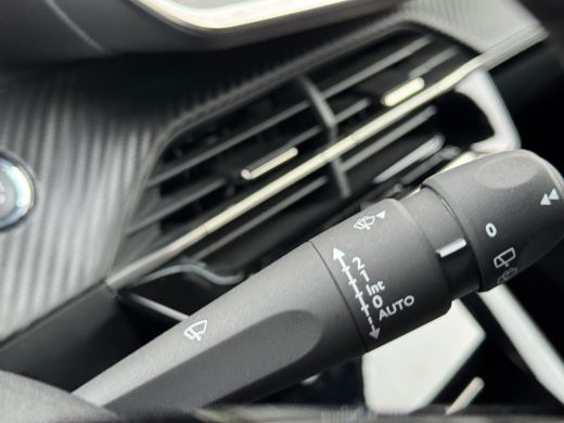 Peugeot 2008 1.2 PureTech 102PK Allure 6-bak | Halfleder | PDC | Apple Carplay/Android Auto | Cruise Control |... ActivLease financial lease