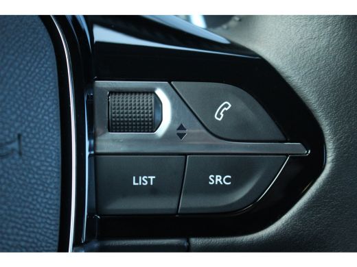 Peugeot 208 1.2 Hybrid 110 e-DCS6 Allure | Camera | Cruise | Carplay | Dodehoeksens. | DAB | Navi | Camera | ... ActivLease financial lease