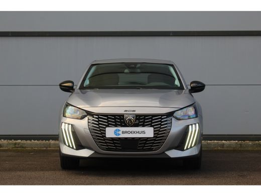 Peugeot 208 1.2 Hybrid 110 e-DCS6 Allure | Camera | Cruise | Carplay | Dodehoeksens. | DAB | Navi | Camera | ... ActivLease financial lease
