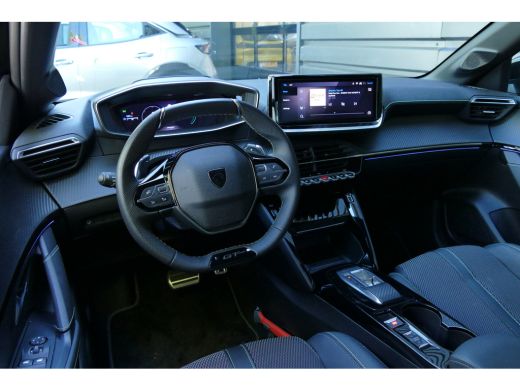 Peugeot 208 HYBRID 145PK GT AUTOMAAT / NAVI / CLIMA / 17"LMV / CAMERA / KEYLESS / FULL-LED / PDC / BLUETOOTH ... ActivLease financial lease