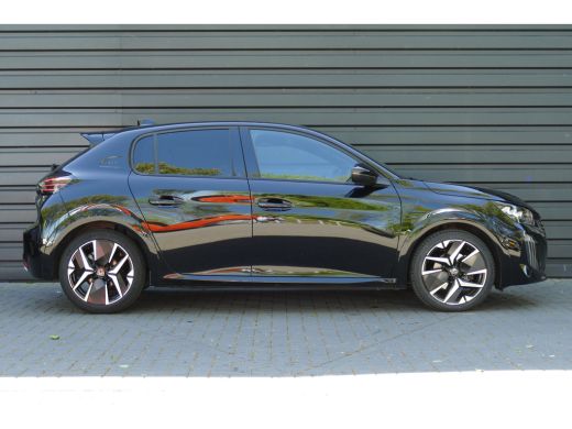 Peugeot 208 HYBRID 145PK GT AUTOMAAT / NAVI / CLIMA / 17"LMV / CAMERA / KEYLESS / FULL-LED / PDC / BLUETOOTH ... ActivLease financial lease