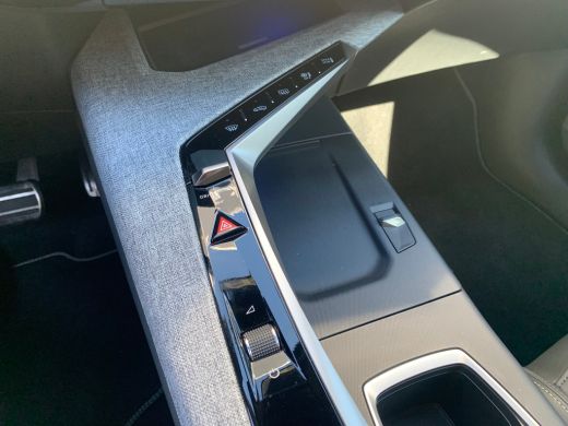 Peugeot 5008 1.2 Hybrid 145 GT Exclusive Airco | 360 Camera | Cruise Control Adaptief | Keyless | LED | Navi |... ActivLease financial lease